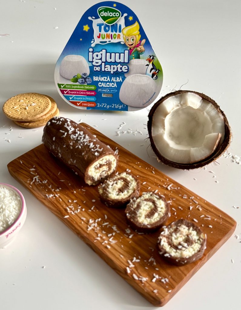 Felii de ruladă de biscuiți cu cremă din brânzică calcică și cocos pentru copii