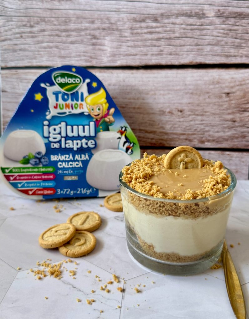 Cheesecake la pahar fără coacere cu cremă de Brânză Calcică și biscuiți